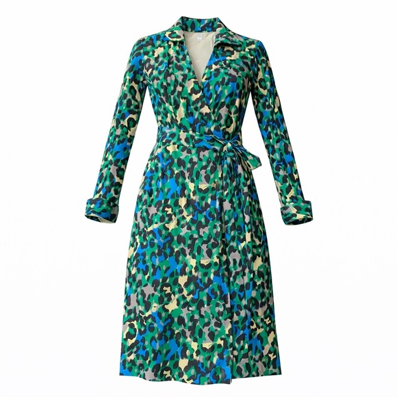 Diane Von Furstenberg Dresses & Skirts - Diane von Furstenberg Vintage Silk Wrap Dress Green Blue Leopard Print Size 4